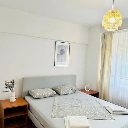 Apartman Next 2parliament - Tranquil Unirii - Airy & Comfy With Parking