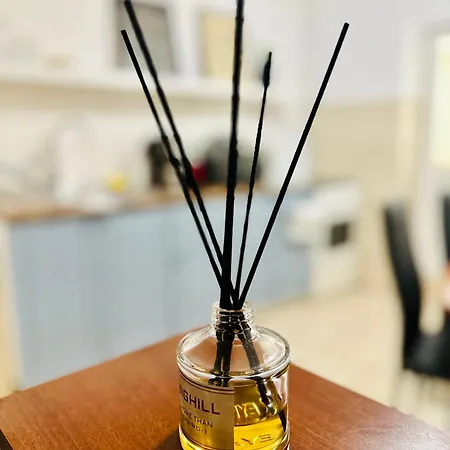 Next 2parliament - Tranquil Unirii - Airy & Comfy With Parking Apartment