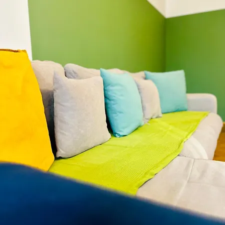 Elegant 2Br With Parking Parliament - Airy & Comfortable 아파트 *