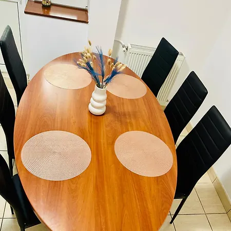 아파트 Elegant 2Br With Parking Parliament - Airy & Comfortable 부쿠레슈티