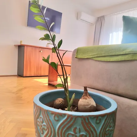 아파트 Elegant 2Br With Parking Parliament - Airy & Comfortable *