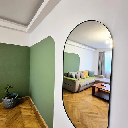 Next 2parliament - Tranquil Unirii - Airy & Comfy With Parking Apartment