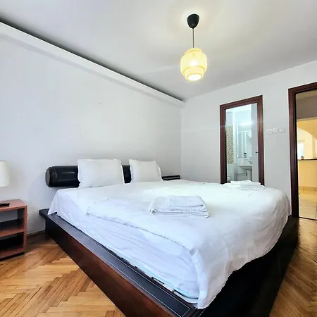 Apartment Next 2parliament - Tranquil Unirii - Airy & Comfy With Parking