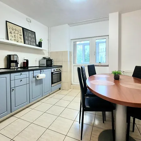 Apartman Next 2parliament - Tranquil Unirii - Airy & Comfy With Parking Bukarest