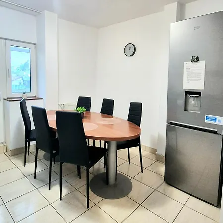 Apartman Next 2parliament - Tranquil Unirii - Airy & Comfy With Parking Bukarest