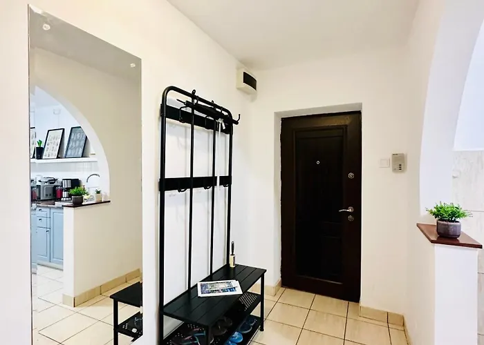 Apartment Tranquil Unirii - Airy & Comfy With Parking