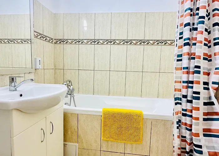 Tranquil Unirii - Airy & Comfy With Parking * Bukarest