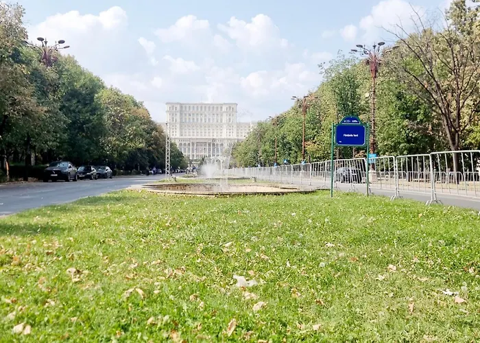 Tranquil Unirii - Airy & Comfy With Parking