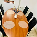 Lejlighed Elegant, Airy & Comfortable 2br With Parking Parliament Bukarest