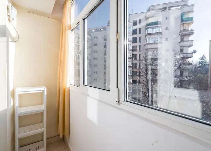 Airy & Comfy With Parking - Tranquil Unirii *