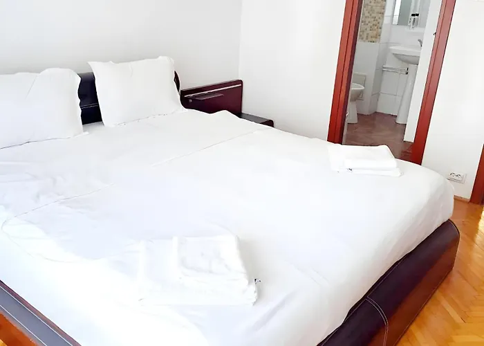 Airy & Comfy With Parking - Tranquil Unirii Bucharest